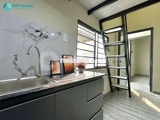 Cho thuê DUPLEX NGAY CẦU PHÚ MỸ CÓ THANG MÁY
