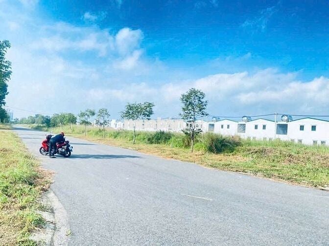 Đất Ở 150m2  khu dân cư 5F đường D7 khu công nghiệp Bàu Bàng TP hcm