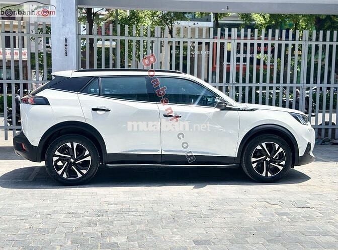 Peugeot 2008 GT Line 1.2 AT 2022 - 645 Triệu