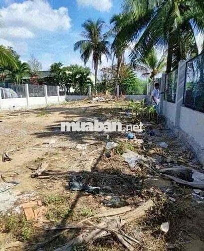 đất thổ cư , mặt tiền đường nhựa , sổ hồng riêng