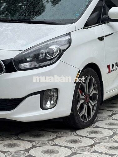 Kia Rondo 2.0 tự động xăng 2016 lên full option.
