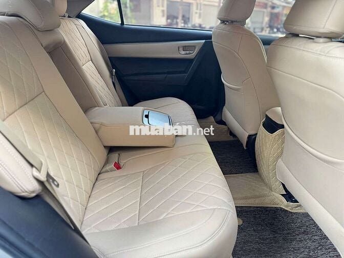 Toyota Corolla Altis 1.8G 2016 đi ít giữ kỹ xe đẹp