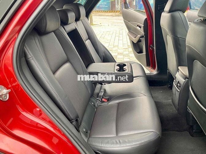 Mazda CX-30 2023 Premium 2.0 AT - 33000 km
