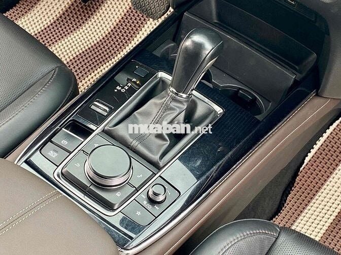Mazda CX-30 2023 Premium 2.0 AT - 33000 km