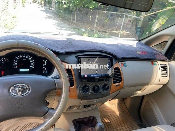 Toyota Innova 2008  - 179000 km