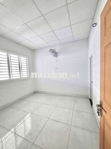 GẤP BÁN NHÀ BÌNH TÂN - DT4x15m - 2 tầng -hẻm 5m thông - chỉ nhỉnh 3 tỷ