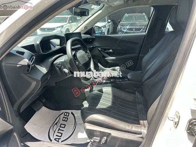 Peugeot 2008 GT Line 1.2 AT 2022 - 645 Triệu