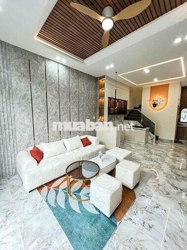 BÁN NHÀ ĐẸP FULL NỘI THẤT VỊ TRÍ ĐẸP CẦN THƠ