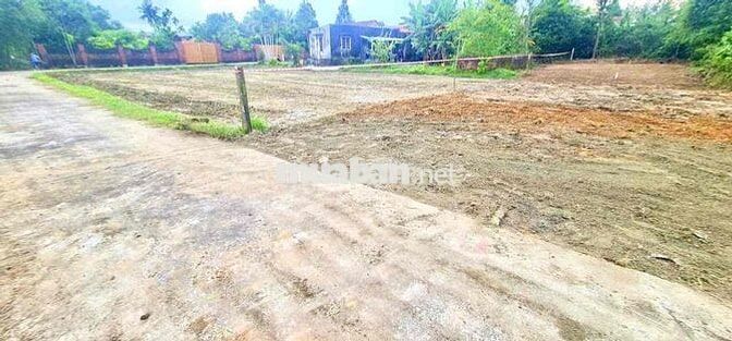 Hoà KHƯƠNG, HOÀ TIẾN Sát quốc lộ 14B diện 168m2 đất ở,đường 3,5m, 795T