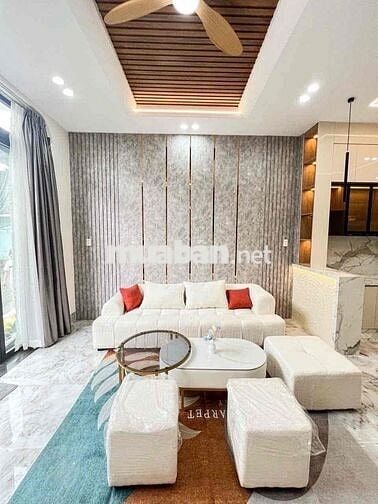 BÁN NHÀ ĐẸP FULL NỘI THẤT VỊ TRÍ ĐẸP CẦN THƠ