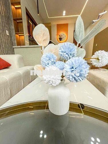 BÁN NHÀ ĐẸP FULL NỘI THẤT VỊ TRÍ ĐẸP CẦN THƠ
