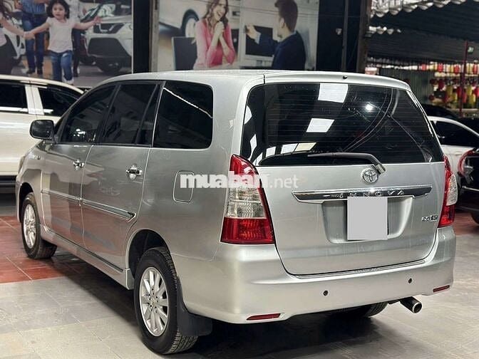 Chính chủ bán Toyota Innova 2.0G 2013 đi cực ít.