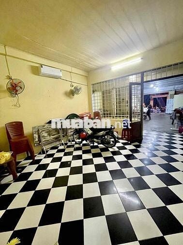 CHO THUÊ MẶT BẰNG RIÊNG BIỆT 100M2 KHU BÀN CỜ PHƯỚC LONG GIÁ THUÊ 10 T