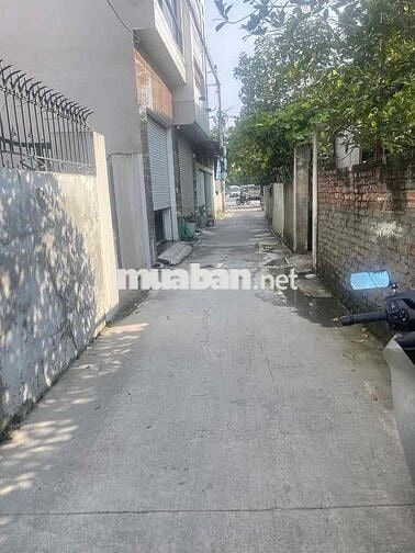 OTO VÀO ĐẤT - ĐƯỜNG THÔNG THOÁNG - VÀI BUỚC CHÂN RA ĐẾN CHỢ THÔN - 50M
