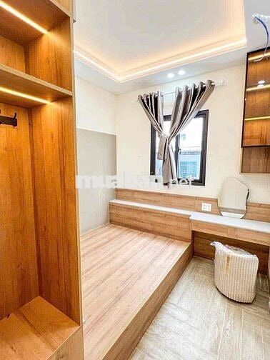 BÁN NHÀ ĐẸP FULL NỘI THẤT VỊ TRÍ ĐẸP CẦN THƠ