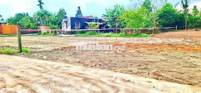 Hoà KHƯƠNG, HOÀ TIẾN Sát quốc lộ 14B diện 168m2 đất ở,đường 3,5m, 795T