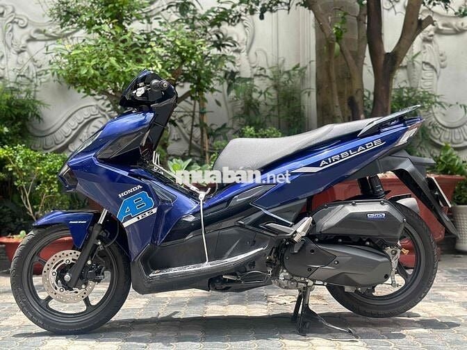 Bán AB 125 4 van đời 2023 ( biển số 65 chính chủ )