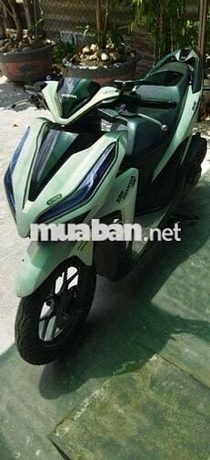 Dư xe cần bán vario 125cc