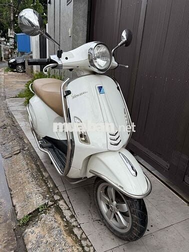 Vespa Primavera 2014