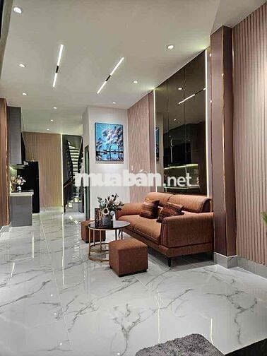 NHÀ ĐẸP GÒ VẤP 2 TẦNG FULL NỘI THẤT ĐẸP, 10M RA ĐƯỜNG XE TẢI
