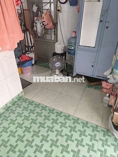 Thêm một nữ ở ghép tại mình về quê