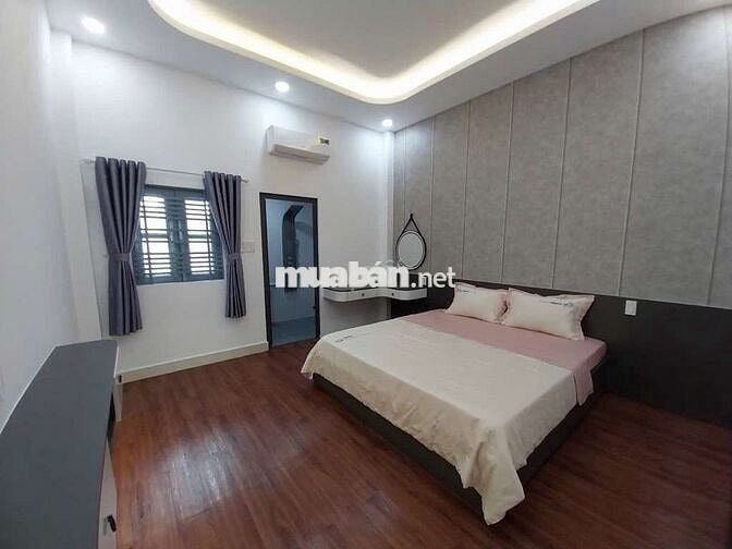 BÁN NHÀ Q12 - 3 TẦNG ĐẸP LUNG LINH - Ô TÔ TRÁNH - DT KHỦNG - GIÁ TỐT