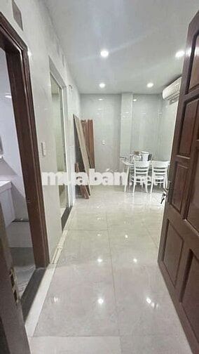 CHO THUÊ CĂN HỘ DỊCH VỤ 2 PHÒNG NGỦ NGAY SÂN BAY TÂN SƠN NHẤT GIÁ RẺ