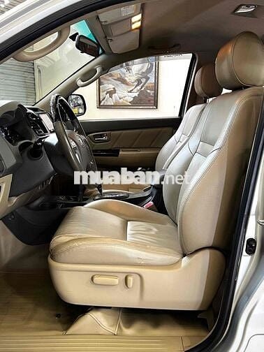 Toyota Fortuner 2012 2.7V 4x4 AT - 110000 km