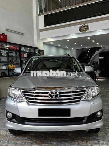 Toyota Fortuner 2012 2.7V 4x4 AT - 110000 km