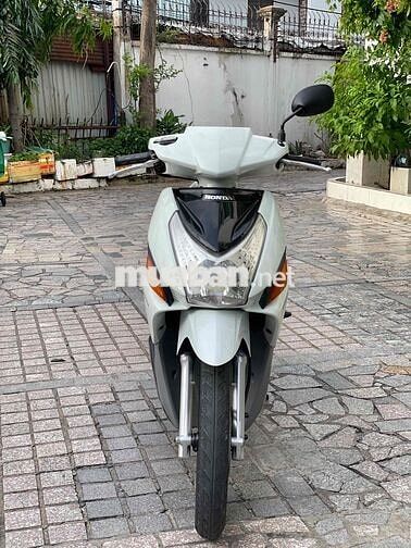 Click 2008 trả trc 5tr9 nhận xe có bảo hành máy