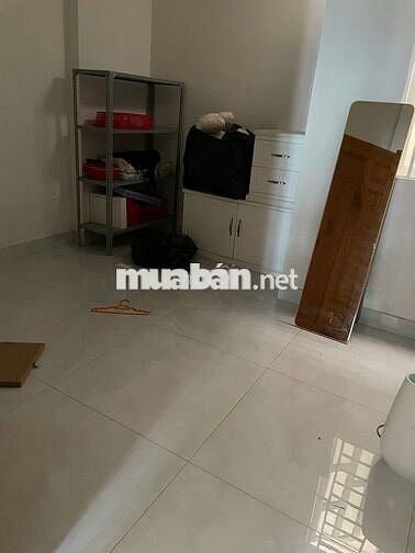 Nhà Nguyên căn 3 lầu, 3 PN, 3WC