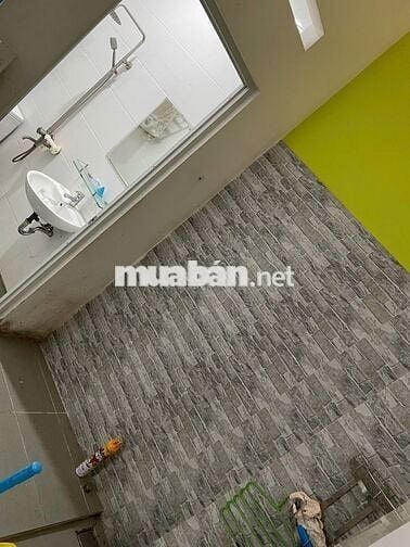 Nhà Nguyên căn 3 lầu, 3 PN, 3WC