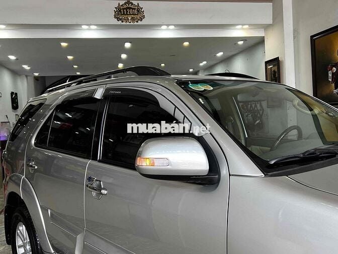 Toyota Fortuner 2012 2.7V 4x4 AT - 110000 km