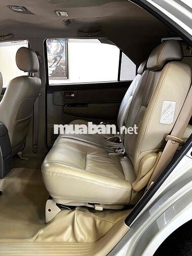 Toyota Fortuner 2012 2.7V 4x4 AT - 110000 km