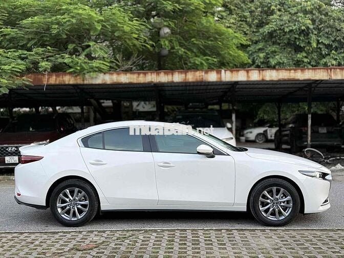 Mazda 3 2025 1.5L Premium - 500 km