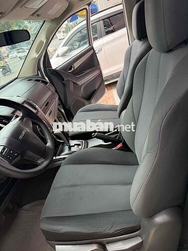 Isuzu D’Maxx 2016 -2.5L Silky White Pearl - 100 km