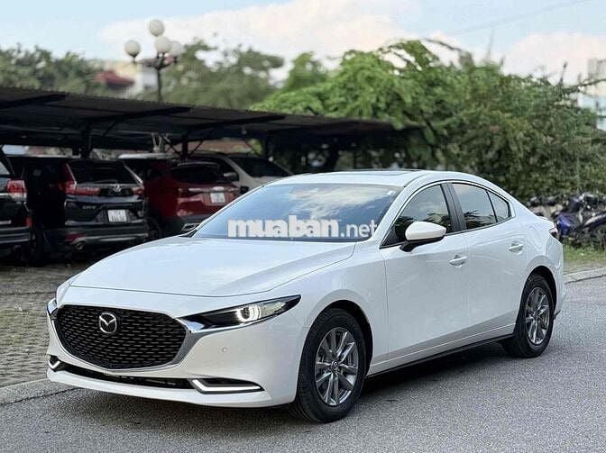 Mazda 3 2025 1.5L Premium - 500 km