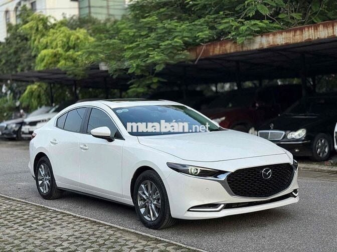 Mazda 3 2025 1.5L Premium - 500 km