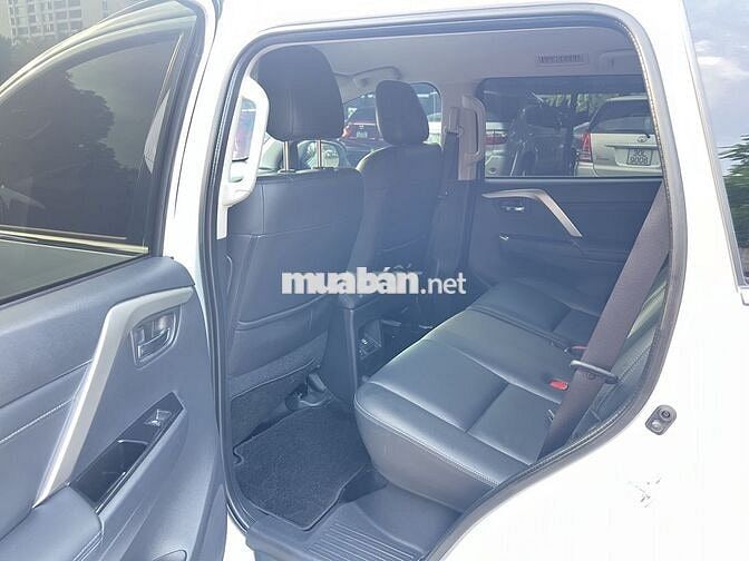 Pajero Sport 2023 4x4 AT, 1 Chủ, Siêu mới 18001 km