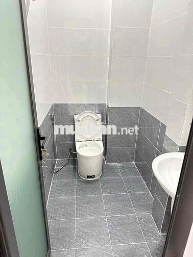 Nhà mới ngang hơn 5m gần chợ Thành Mỹ P8 TB