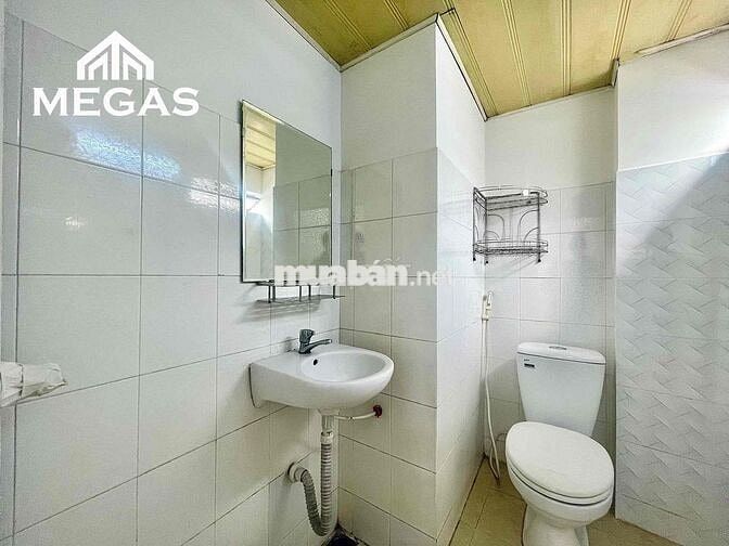 PHÒNG BAN CÔNG FULL NỘI THẤT MỚI - 40m2 - NGAY SAU HÀ ĐÔ CENTROSA