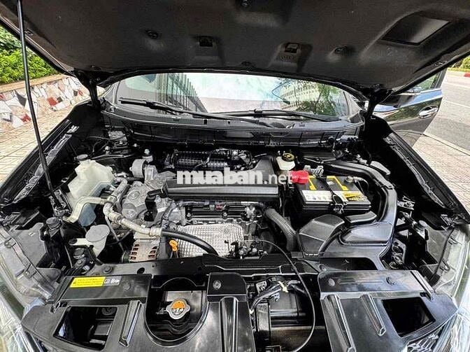 Nissan X trail 2019 V Series 2.5 SV 4WD - 80000 km