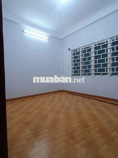 NGUYÊN TẦNG 2 GIÁ 4,5Trieu, PHÒNG SẠCH GIÁ 2,8trieu TRUNG TÂM TÂN PHÚ