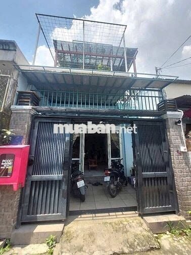 THUA LỖ CẦN TIỀN GẤP BÁN CĂN NHÀ FULL THỔ CƯ 101M2 950TR