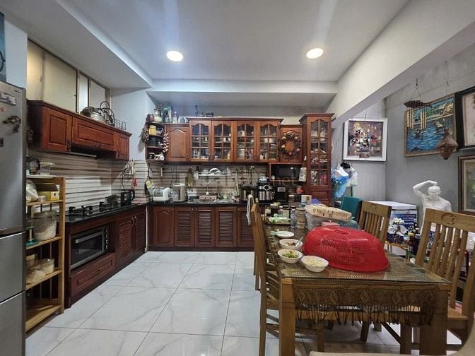 Chủ ngộp bán nhà 2lau,gần Bạch Đằng,BThanh,62m,Full nội thất,hơn 7ty