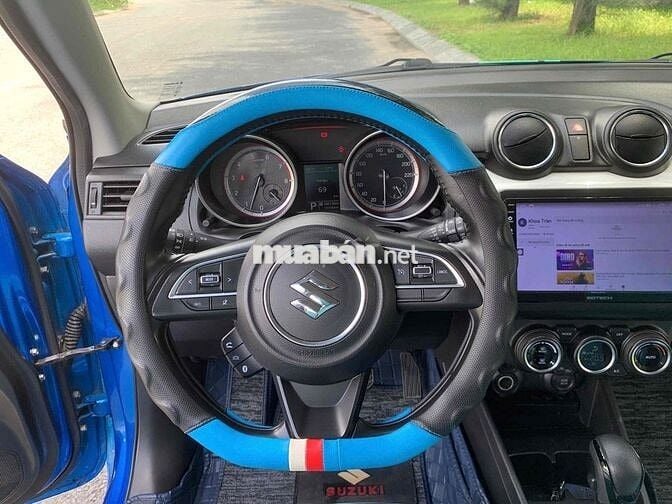 Suzuki Swift 2020 GLX 1.2 AT - 30.000km Rất Mới