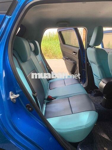 Suzuki Swift 2020 GLX 1.2 AT - 30.000km Rất Mới