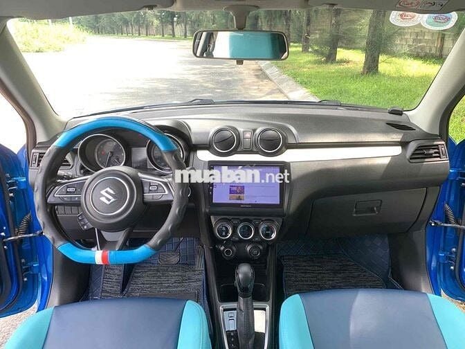 Suzuki Swift 2020 GLX 1.2 AT - 30.000km Rất Mới