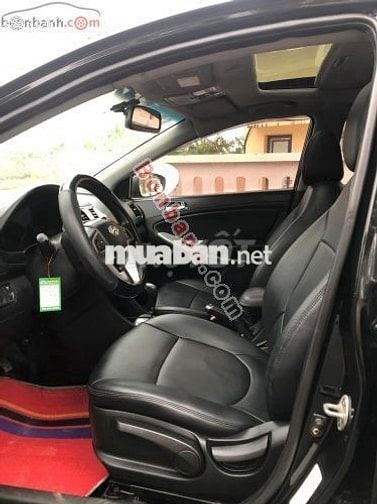 Hyundai Accent 1.4 AT 2010