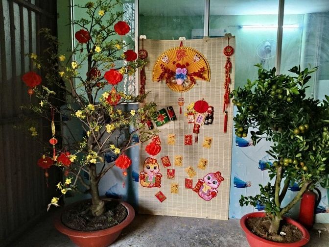 Tuyển thợ đứng máy gấp, thành phẩm. 